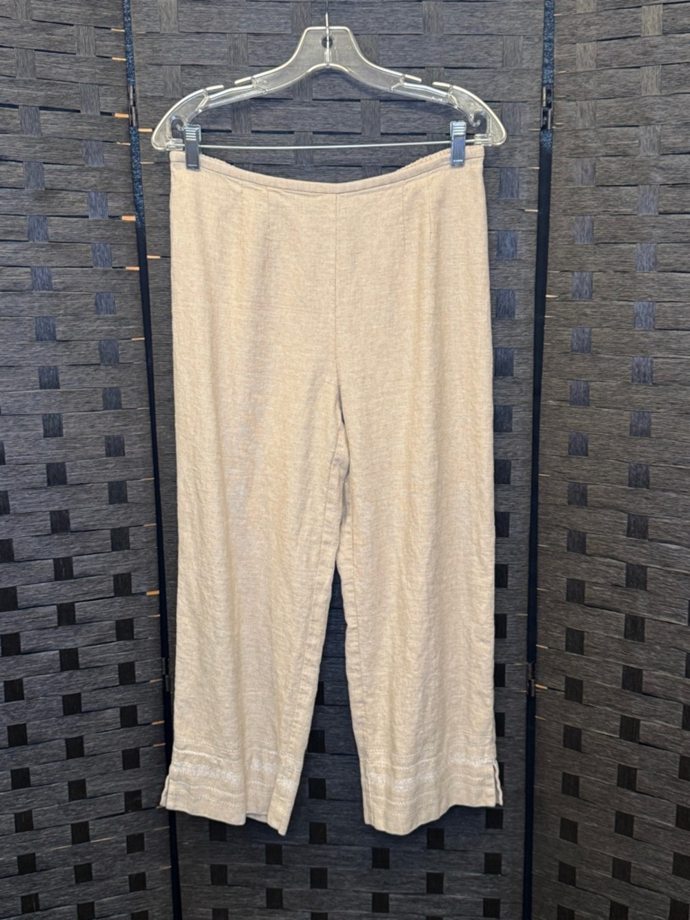 Norton McNaughton Beige Textured Linen Capri pant, Embroidered hem